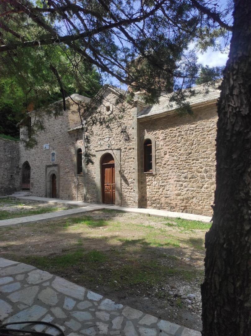Ξενοδοχείο Μαγκιωση Neraïdochóri Bagian luar foto